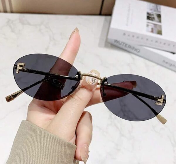 خرید و قیمت عینک زنانه طرح فندی Fendi وارداتی